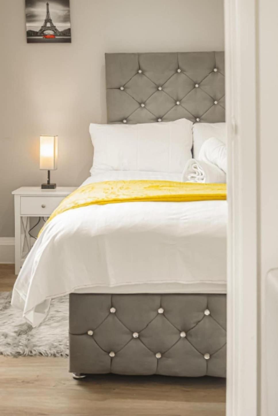 Amazing Marina-Overlooking 1Bed Londra Exterior foto