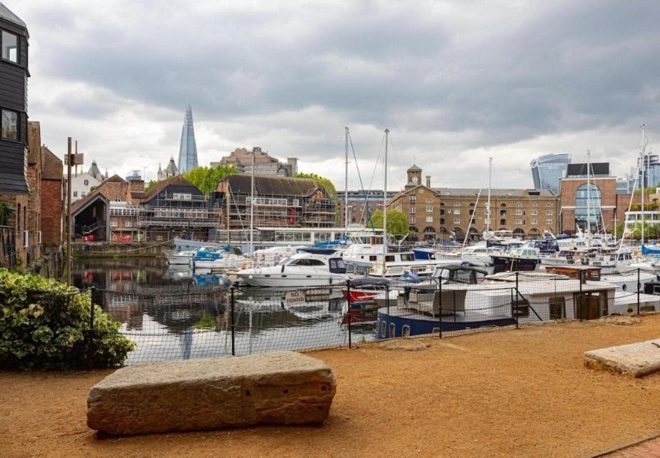 Amazing Marina-Overlooking 1Bed Londra Exterior foto